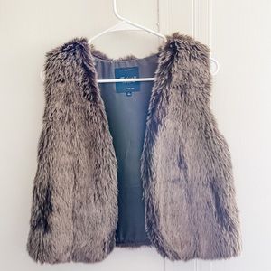 Madewell faux fur chestnut vest